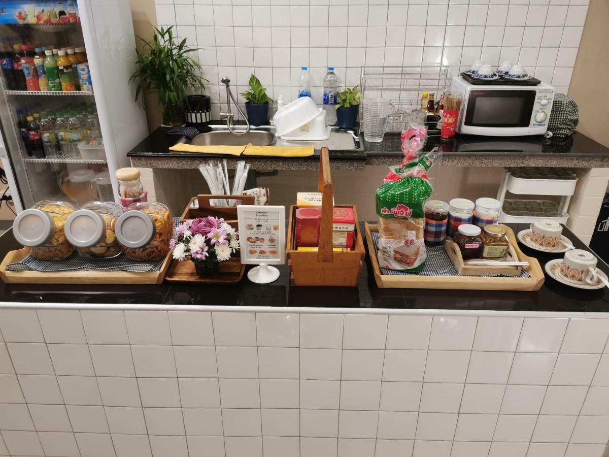 Hostel Napa Samrong Station Samut Prakan